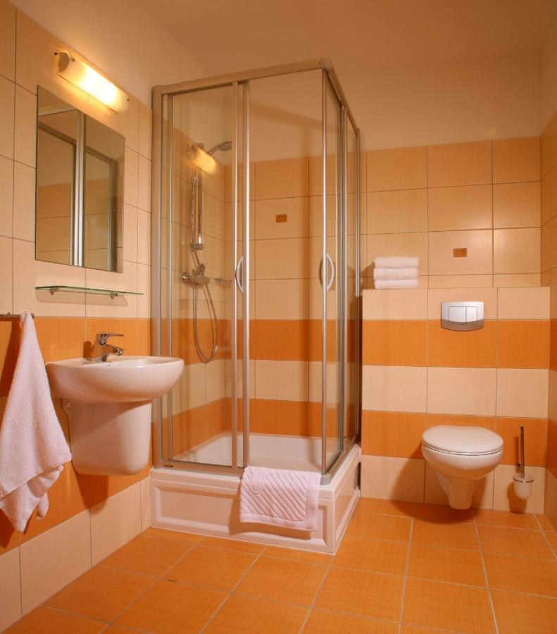 Maximus Spa دجيفنوفيك المظهر الخارجي الصورة