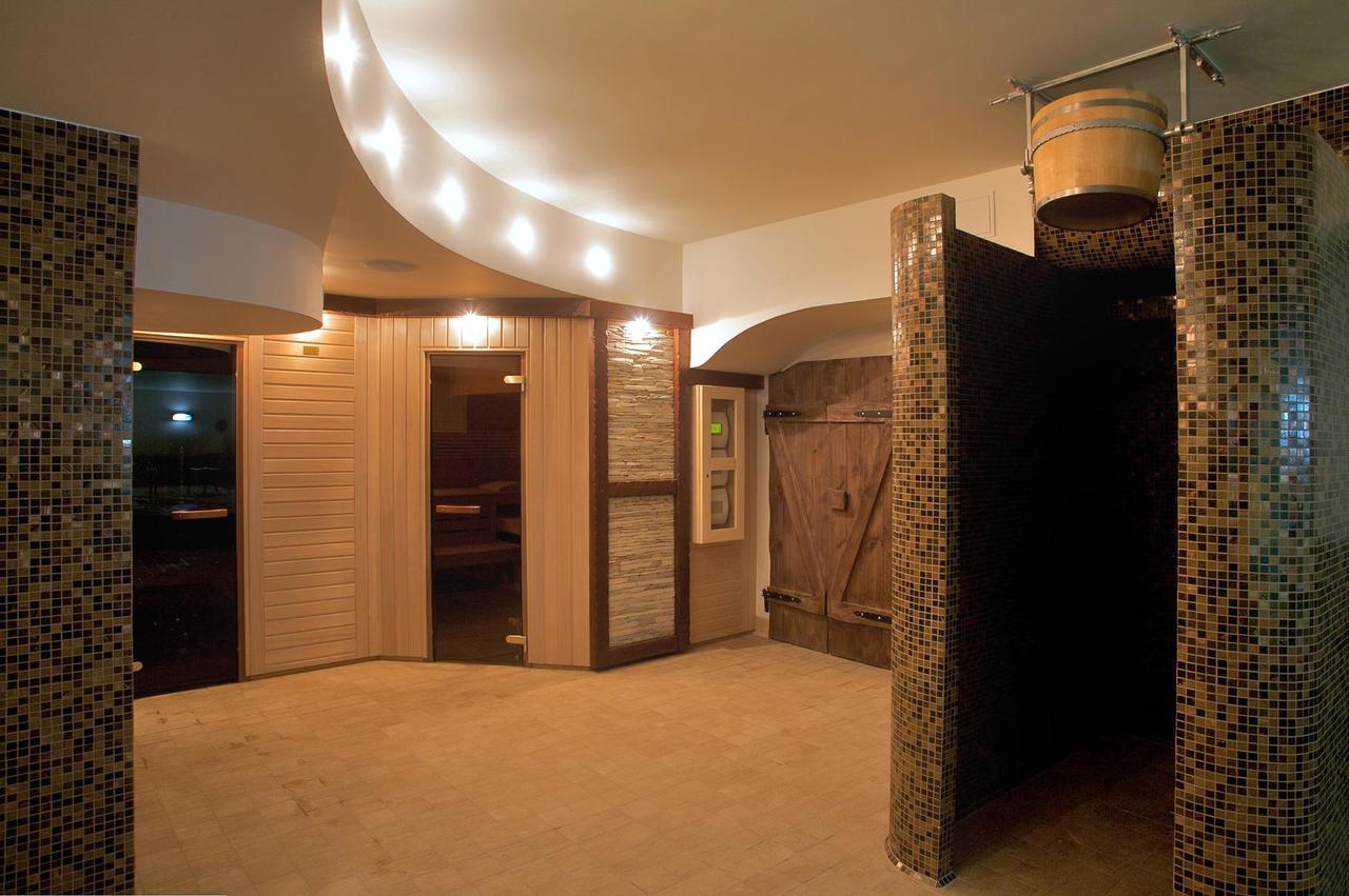 Maximus Spa دجيفنوفيك المظهر الخارجي الصورة
